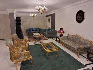 TV - Spacious 3-Bedroom Apartment with balcony in Abbas el akkad with City View (Cairo Governorate)