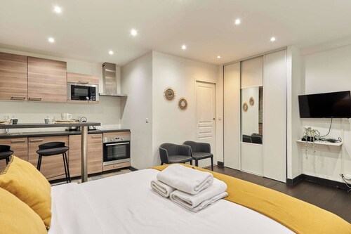 Charming Studio Center of Paris Le Marais
