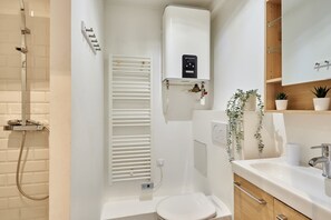 Nicht klassifiziertes Bild, 2 von 8, Schaltfläche