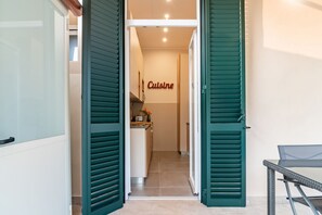 Interior - Elegant apartment with private garden (Florence)