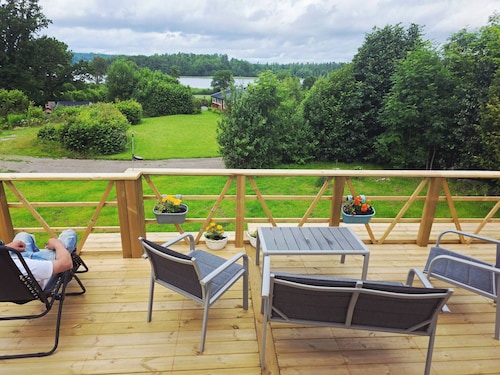 Spacious Lakefront Villa in Alingsås - Perfect for Large Groups!