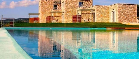 Seasonal outdoor pool