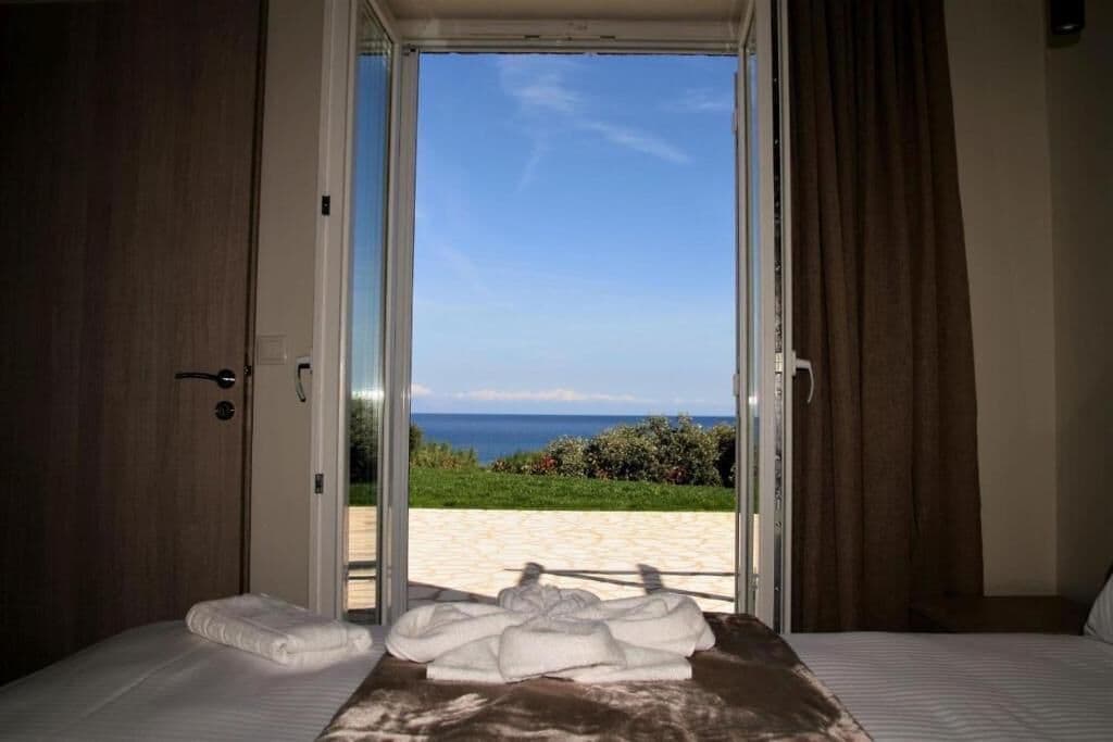 Wifi gratis y acceso para silla de ruedas 