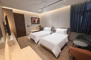 Ảnh chưa phân loại, 5 trong số 6 ảnh, nút