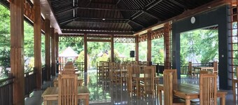 Pohon Purba Resort & Restaurant