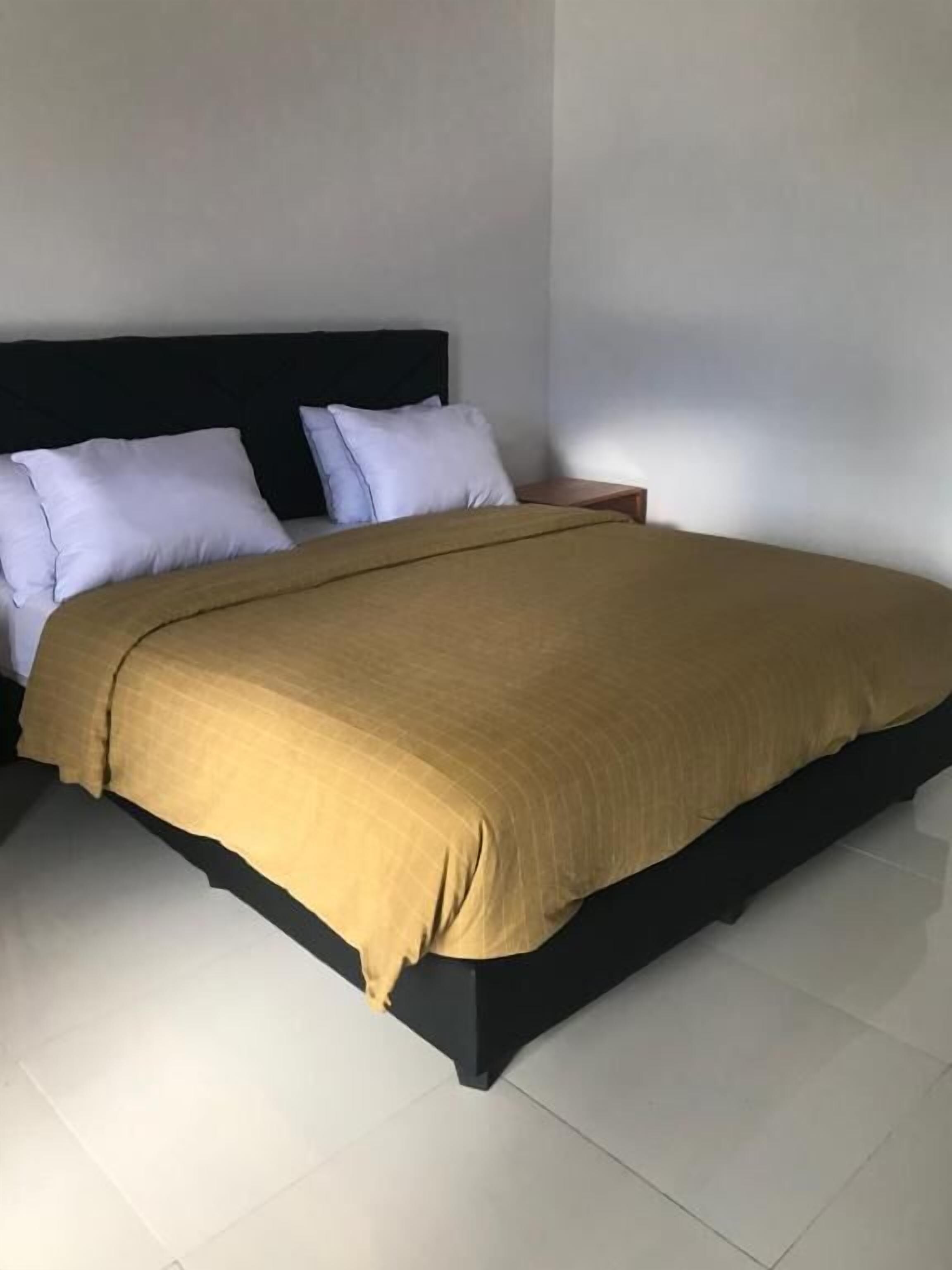 Double Room, Balcony, Courtyard View | In-room safe, desk, laptop workspace, iron/ironing board