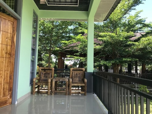 Pohon Purba Resort & Restaurant