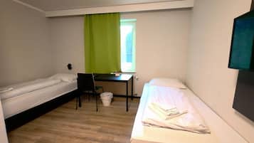 1 bedroom, desk, free WiFi