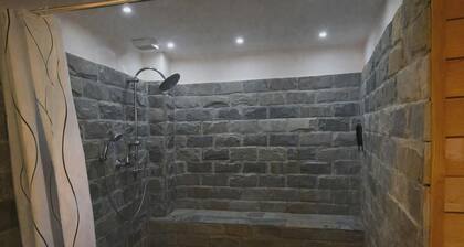 Bendorf Hotel by Belvilla Family Suite