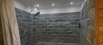 Bendorf Hotel by Belvilla Family Suite