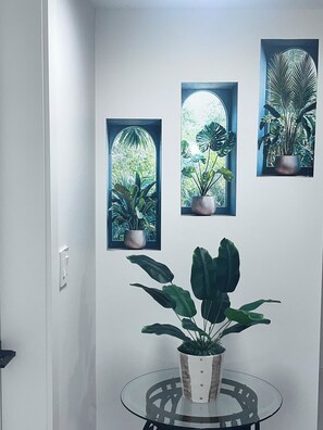 المنشأة من الداخل