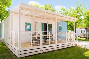 Outdoor dining - great mobile home in Cesenatico (Cesenatico)