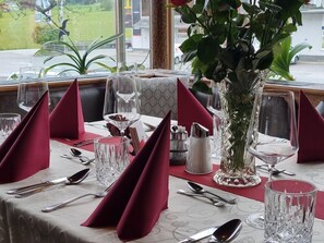 Nicht klassifiziertes Bild, 3 von 10, Schaltfläche