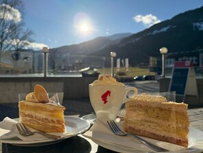 Nicht klassifiziertes Bild, 2 von 10, Schaltfläche