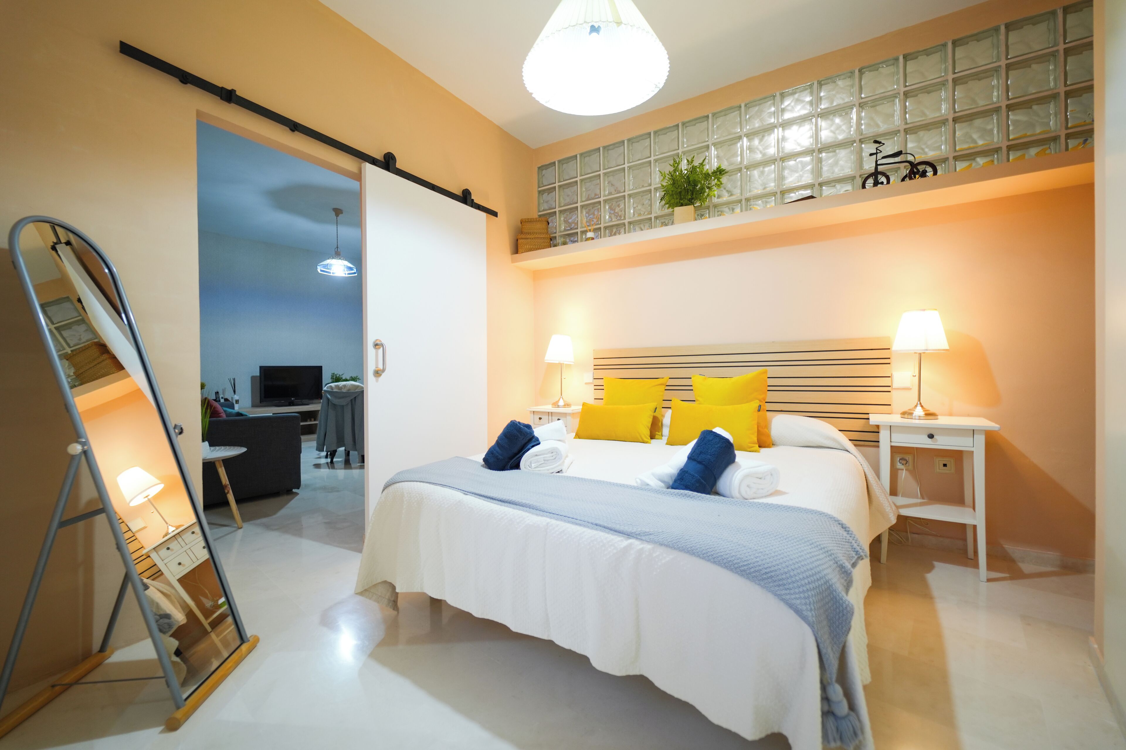 2 bedrooms, iron/ironing board, WiFi, bed sheets