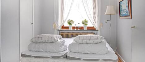 Cuna de viaje y wifi gratis