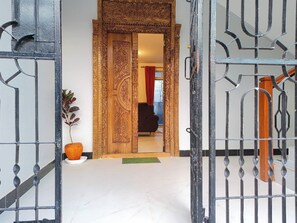 Interior - Uroa Beachfront - Balcony Overlooking Indian Ocean (Uroa)