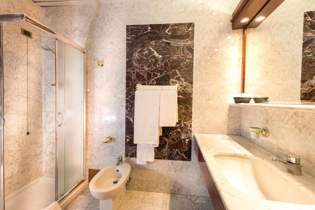 Trippelrum - utsikt mot staden