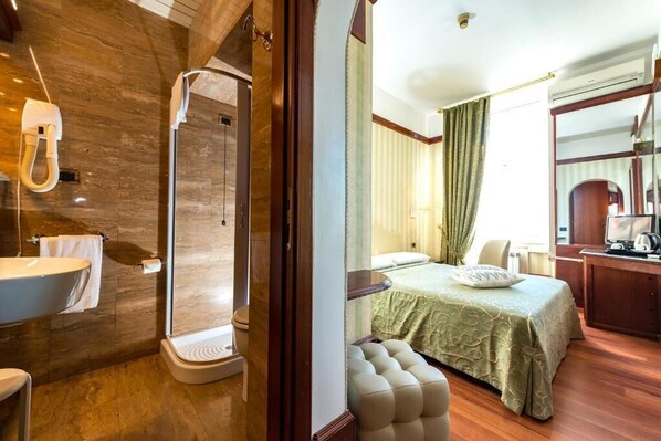 Oklassificerad bild, 1 av 26, knapp