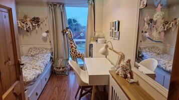 House, 4 Bedrooms