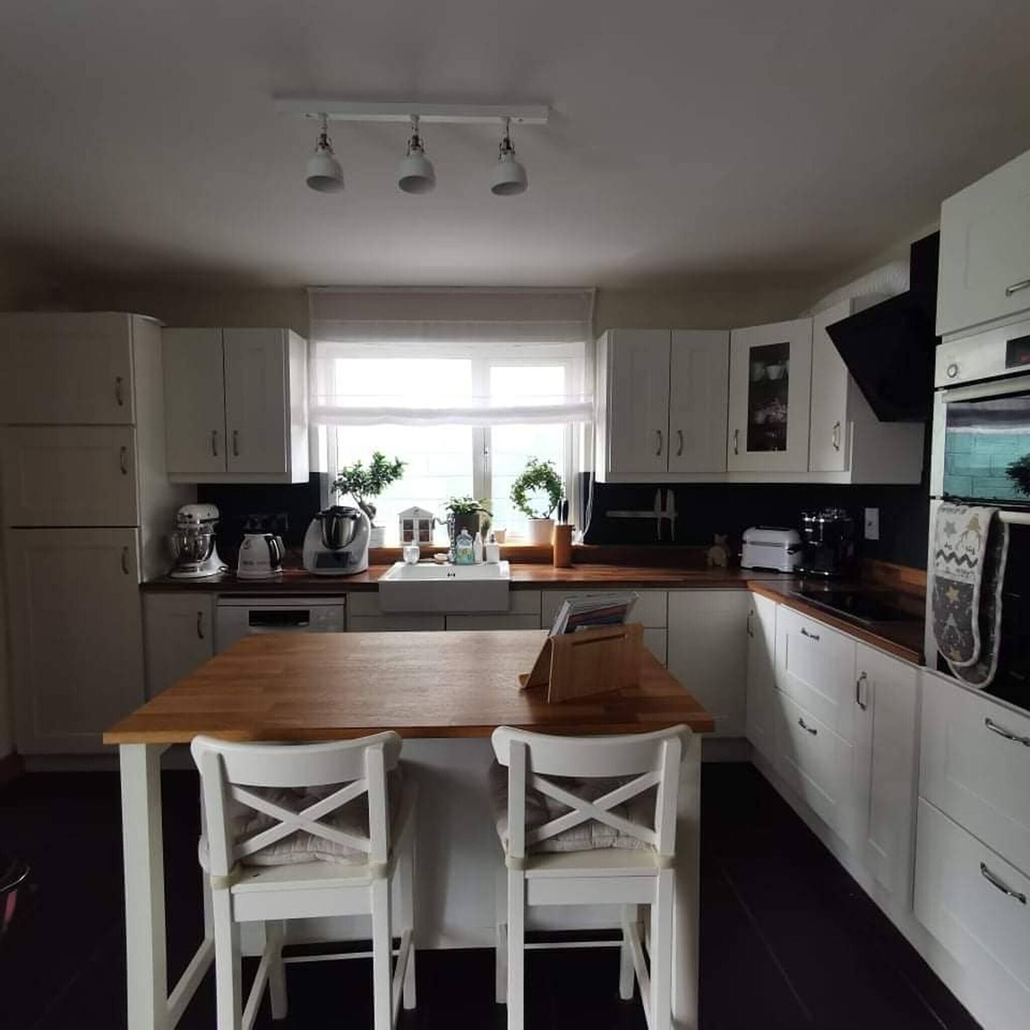 House, 4 Bedrooms | Interior