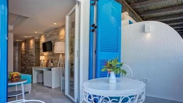 Standard Double or Twin Room, Balcony | In-room safe, desk, free WiFi, wheelchair access