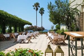Restaurant - Hotel Palas (Petrovac)