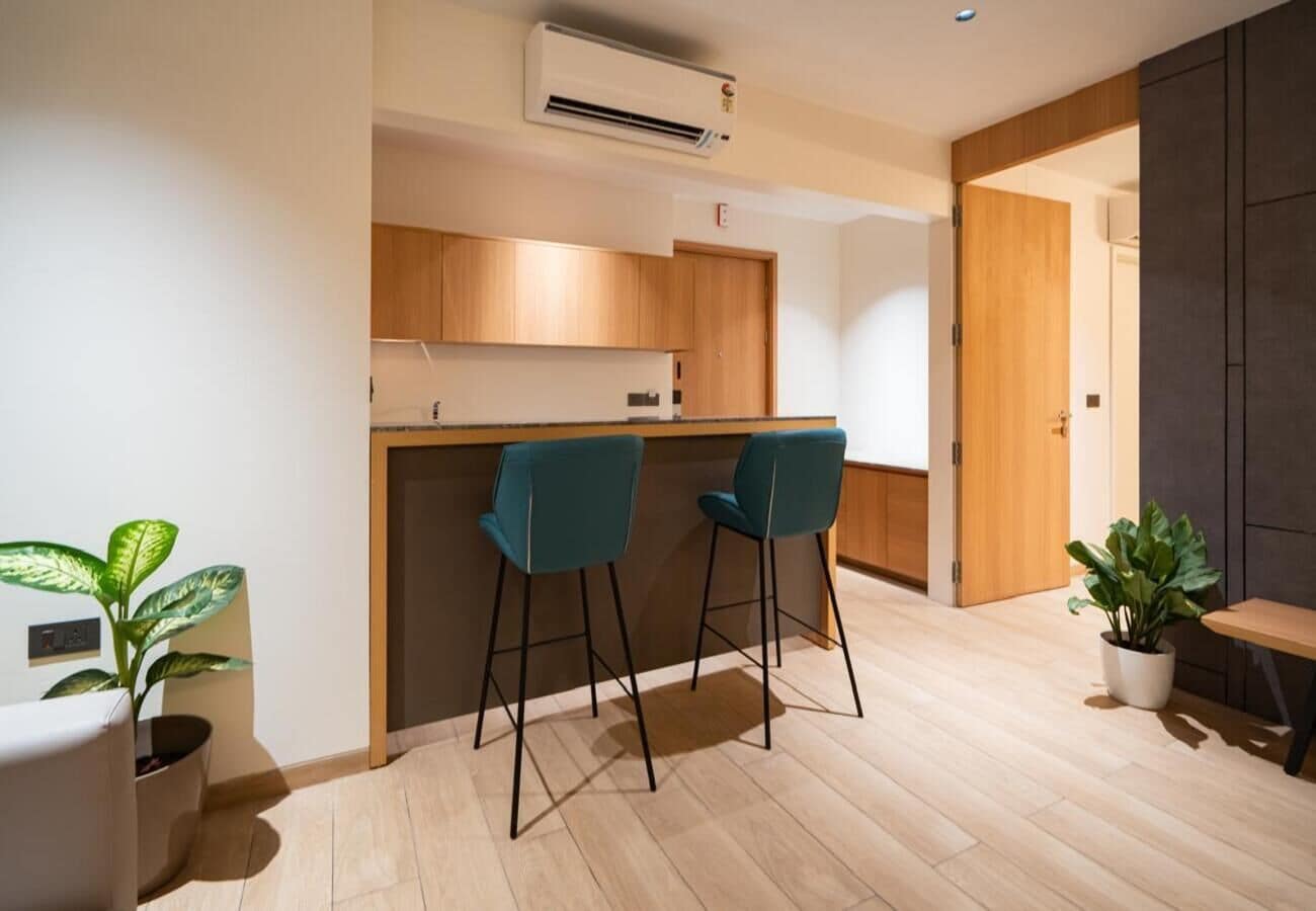 시니어룸 | 책상, 무료 WiFi