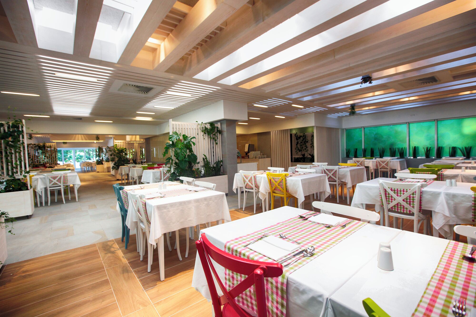 Desayuno buffet incluido todos los días 