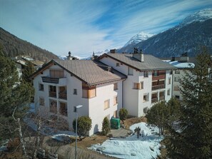 Exterior - Ground-Floor Holiday Apartment in Bever with Terrace, Lift & Parking (Bever)