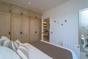 Room - AQ-6 Beautiful sea views, pool, next to center and beaches (Calella de Palafrugell)