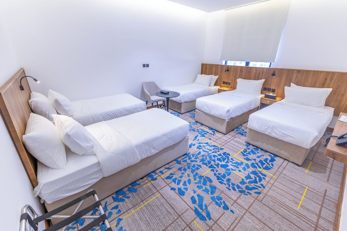 Cots/infant beds, free WiFi, bed sheets