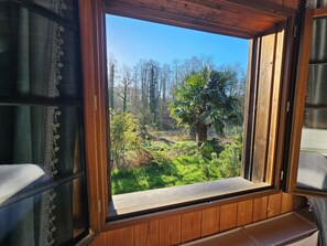 Interior - Les Jardins de Jade welcomes you to its unspoilt natural environment! (Triqueville)