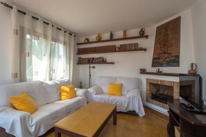 Living area - W-1 Duplex with great terrace and wonderful views. (Calella de Palafrugell)