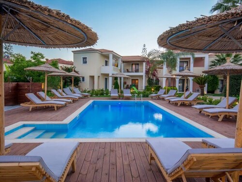 Astarte Villas - Coco Palm Junior Suite