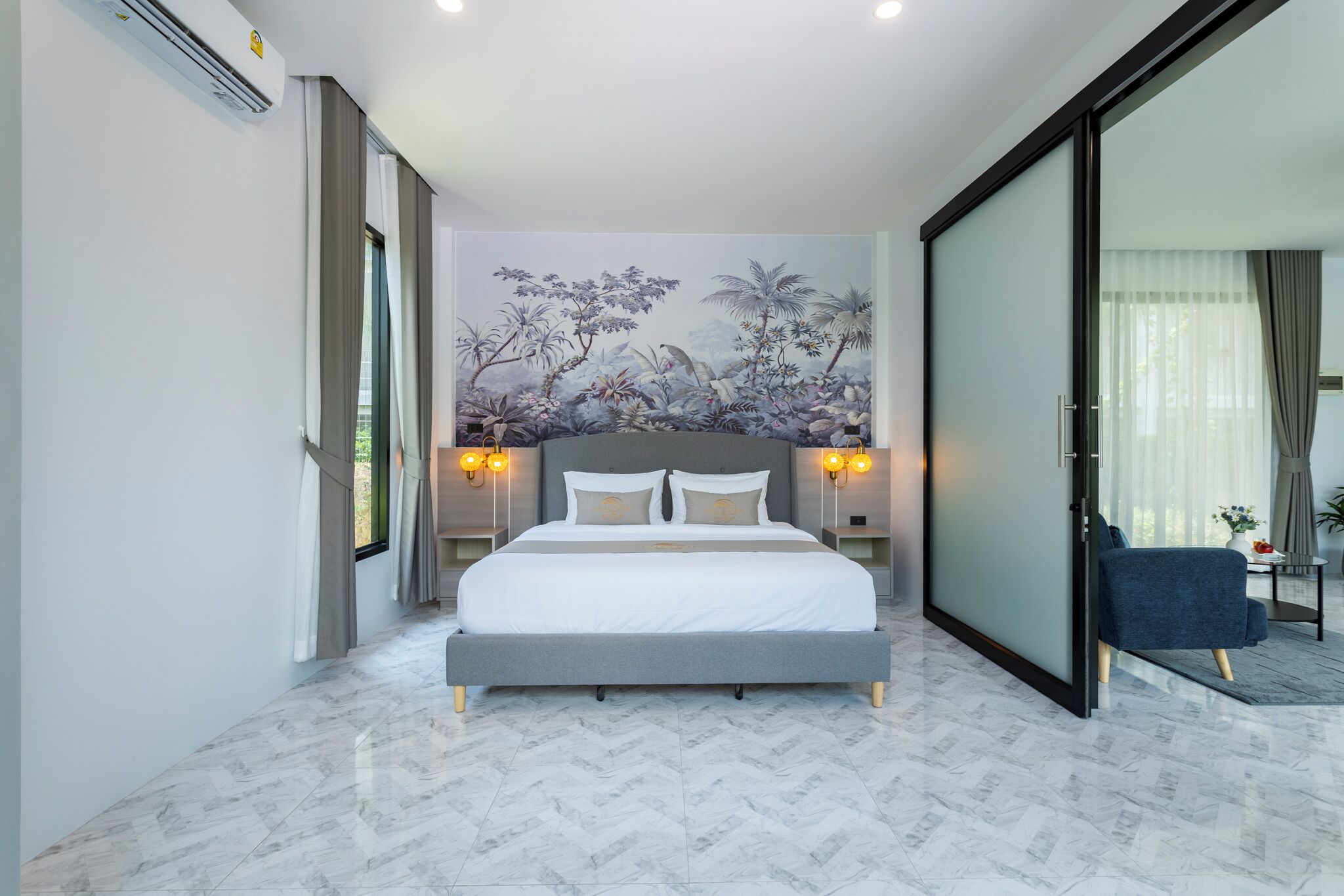 Deluxe Villa | In-room safe, desk, laptop workspace, blackout curtains