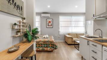 1 bedroom, iron/ironing board, WiFi, bed sheets