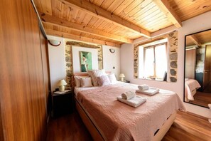 3 bedrooms, Internet, bed sheets - Kliton Villa (5GH7+85F Dhrimiskos, Greece)