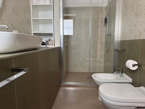 Hair dryer, bidet, towels, soap - Gianna House and Choirs (Sicilia)