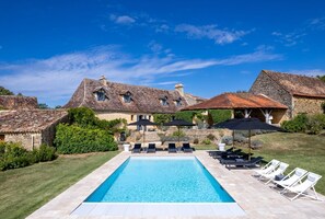 Pool - Holiday Home 'Le Mas' with Private Pool, Private Terrace and Wi-Fi (Sainte-Croix)