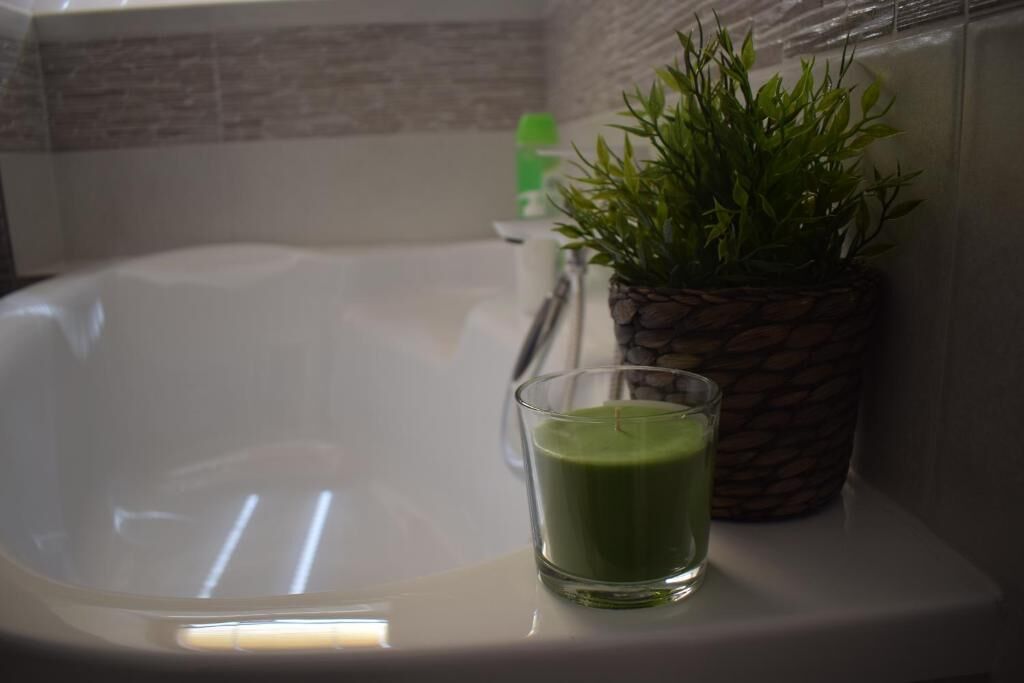 Quarto casal standard, vista para a cidade