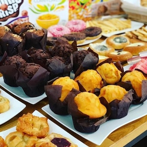 Daily buffet breakfast for a fee - Garni & Boutique Hotel Saint Michael (Trnava)