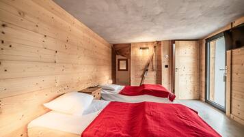 3 bedrooms, iron/ironing board, WiFi