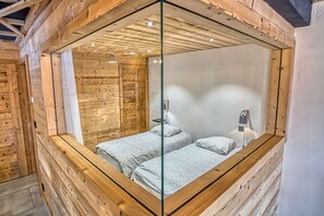 Oklassificerad bild, 3 av 10, knapp