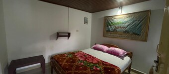 Green woods cottage anachal munnar 
