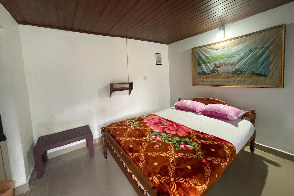 Phòng dành cho gia đình | Khu vực làm việc phù hợp cho laptop