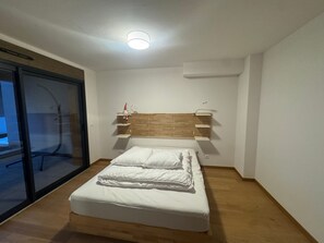 Unclassified image, 2 of 10, button - Apartment 'Les Soldannelles Building 2 Le B03': Mountain View, Private Terrace, Wi-Fi (Châtel)