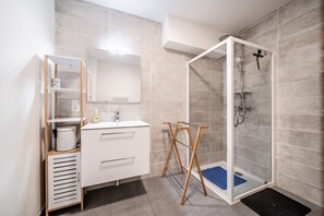 Ducha, secador de pelo