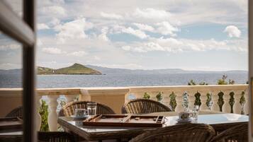 Villa Deluxe, balcon, vue mer | Vue de la chambre