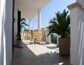 Luokittelematon kuva, 4 kautta 21, painike